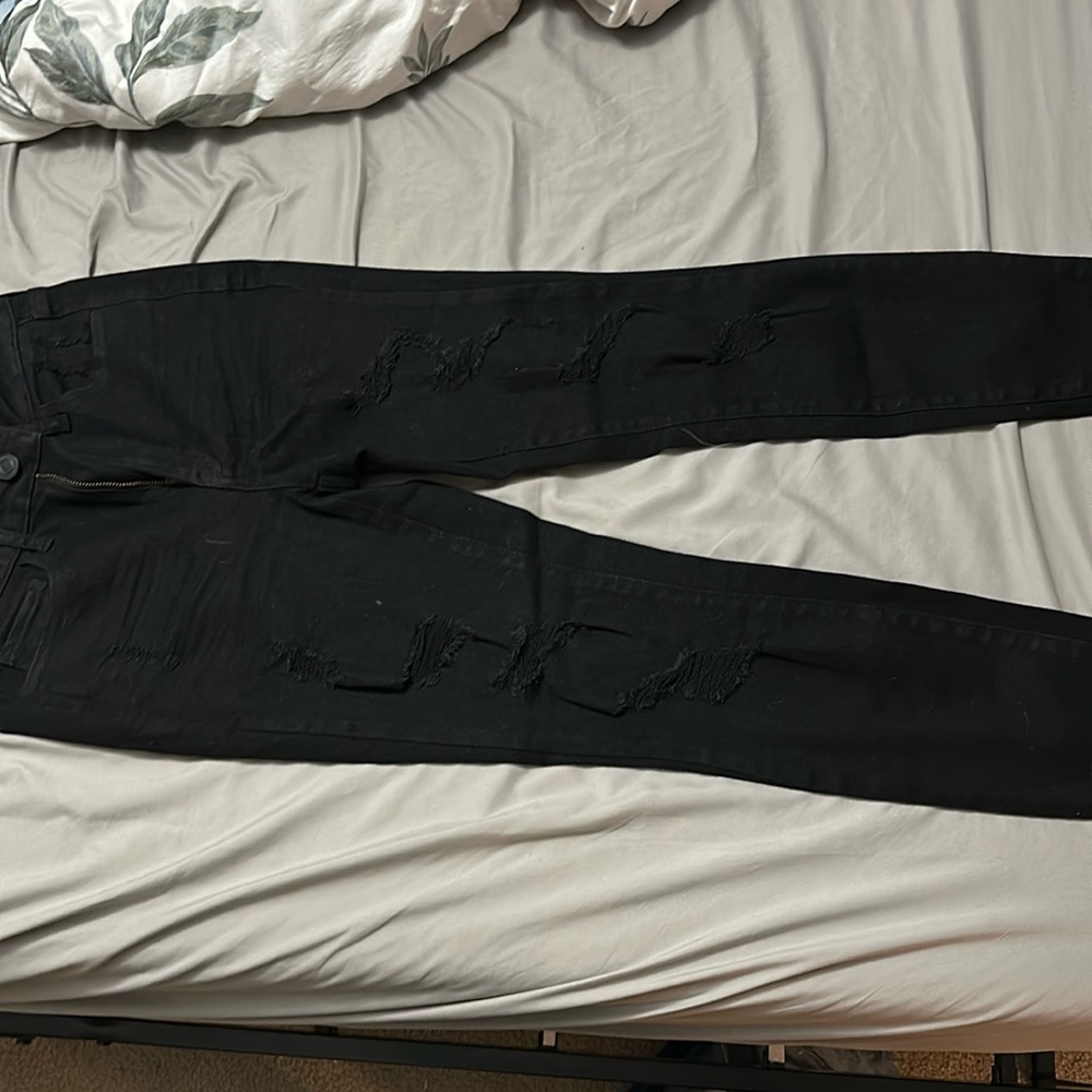 Black ripped high rise skinny jeans